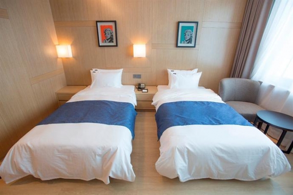 42033200_1700548903.jpg 42033200_1700548903.jpg