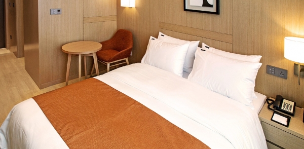 44659500_1700548903.jpg 44659500_1700548903.jpg